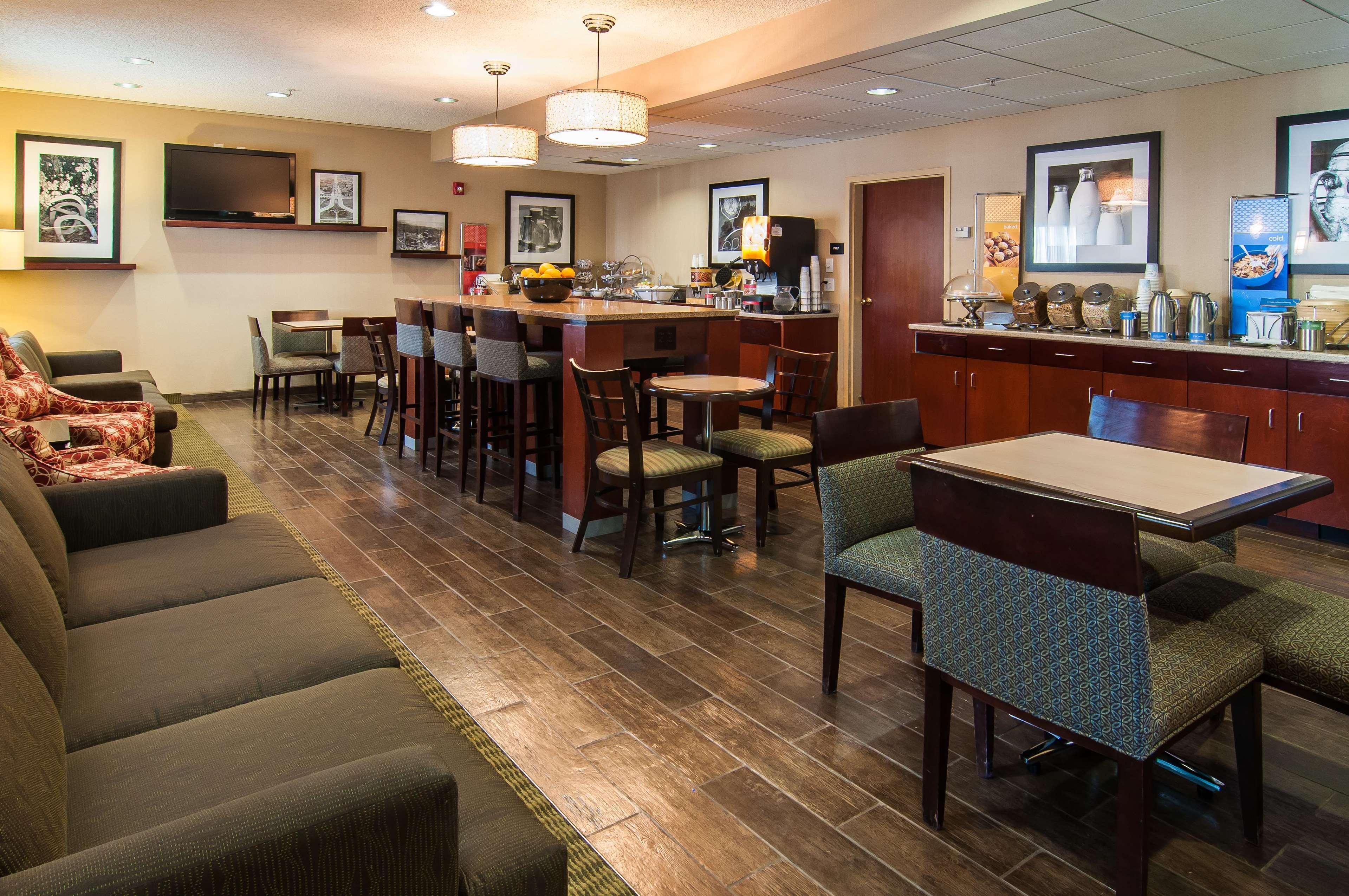 Hampton Inn Boise - Airport Restaurant photo